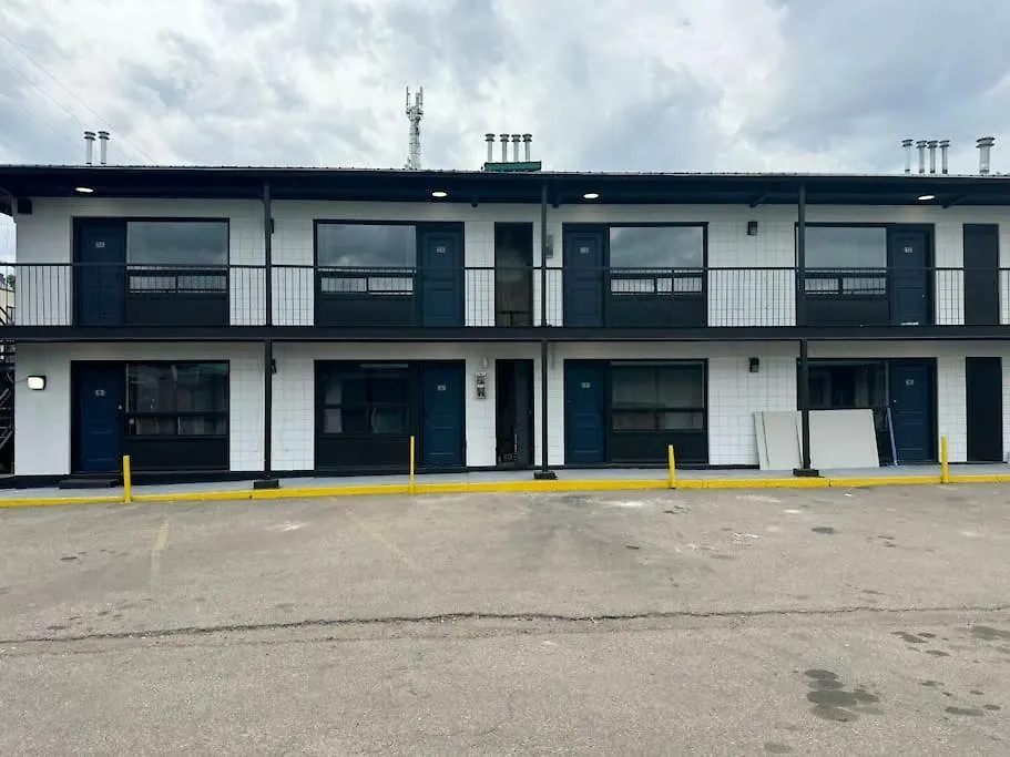 Apartment 1 Bd Motel Condo With Kitchenette - 14 Edmonton